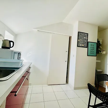 Tram 28 Cozy In Alfama Apartament Lizbona