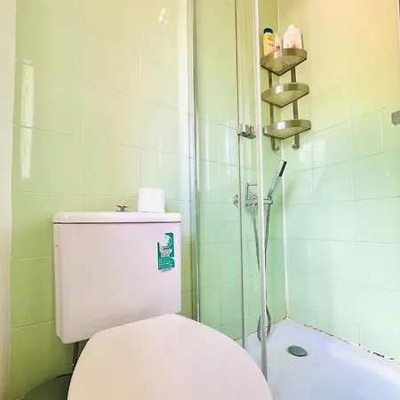 Tram 28 Cozy In Alfama