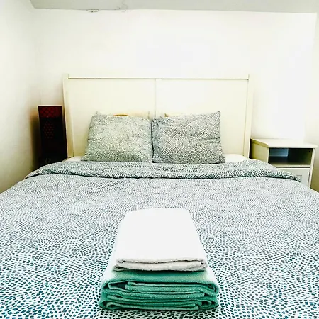 Daire Tram 28 Cozy In Alfama Lisboa