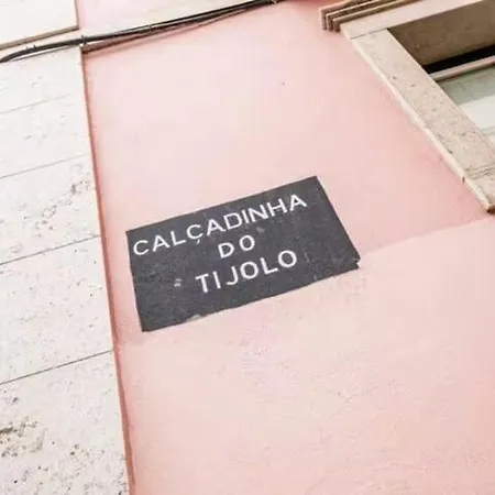 Tram 28 Cozy In Alfama *